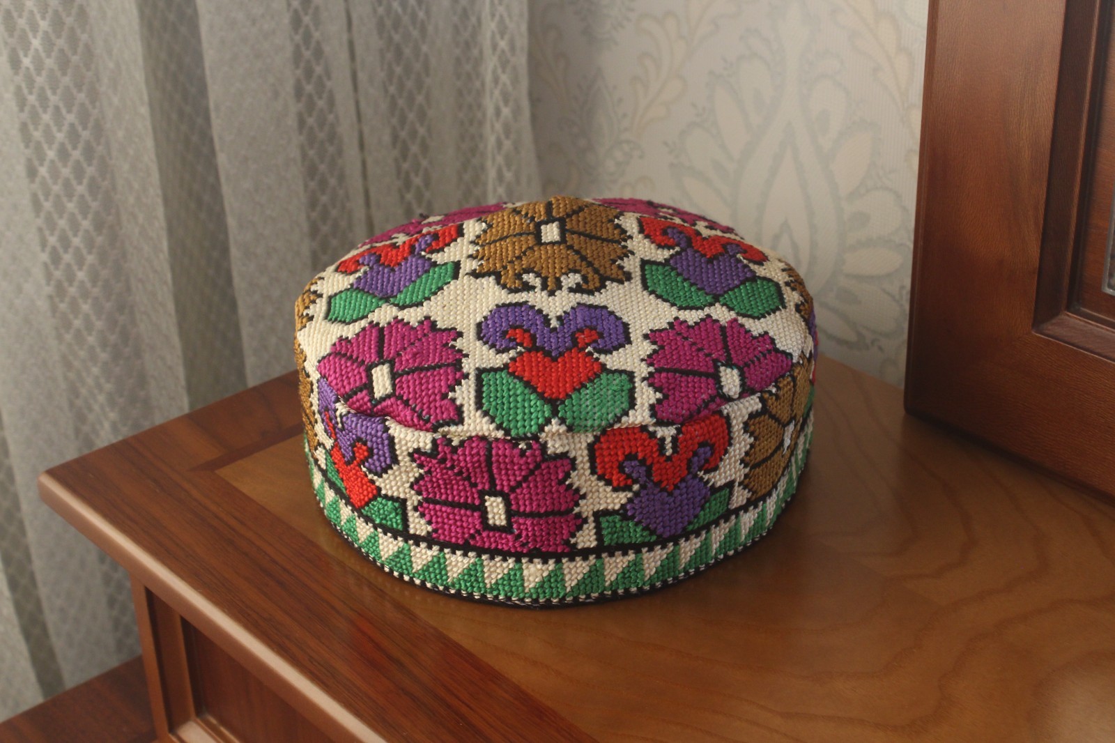 Hand embroidered skullcap hat/23.4″/59.5cm/Boho ethnic cap/Uzbek muslim kufi hat