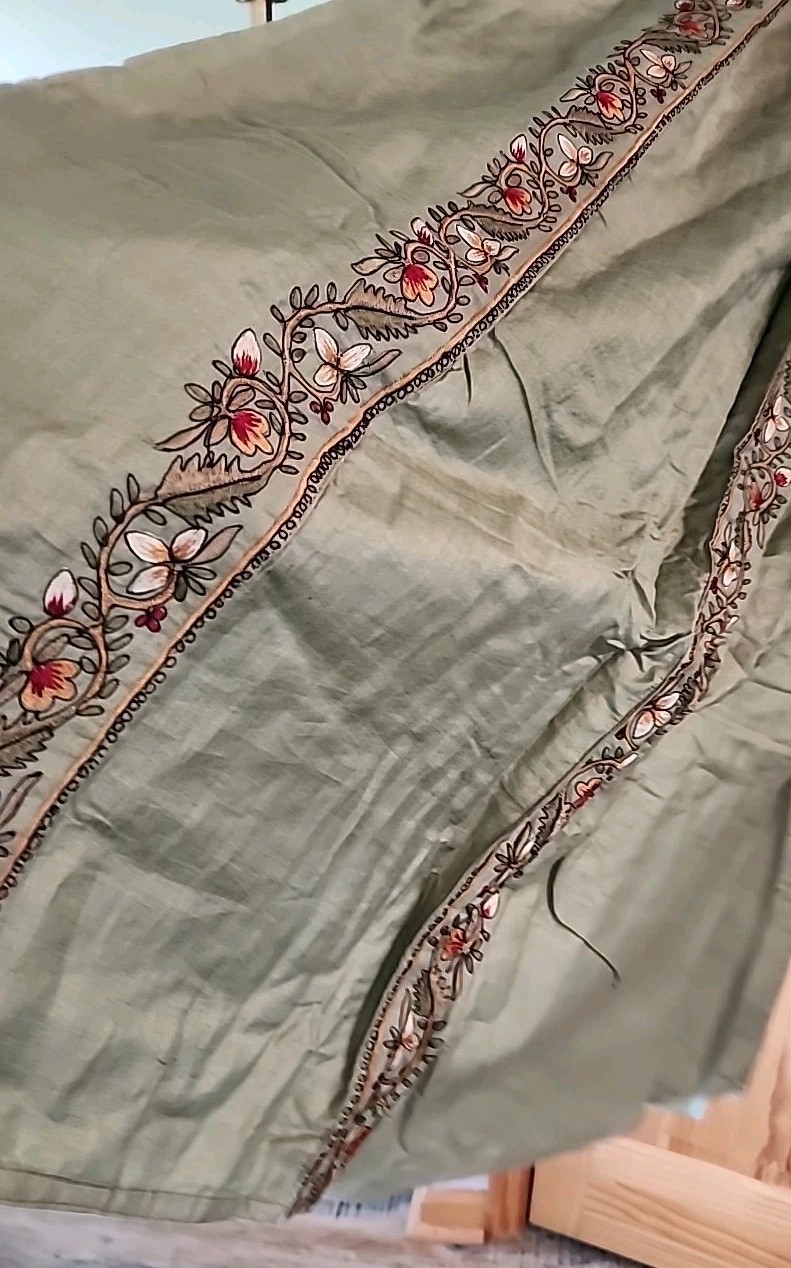 Indian Cotton Saree For Women No Tags, M/L?, Embroidered, Green, Lg Sl.