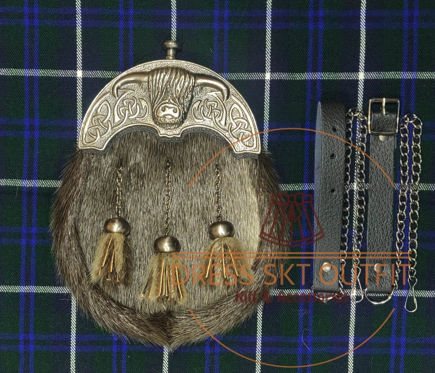 Highlander Cow Head Cantle Sporran – Scottish Full Dress Grey Seal Skin SPORRAN