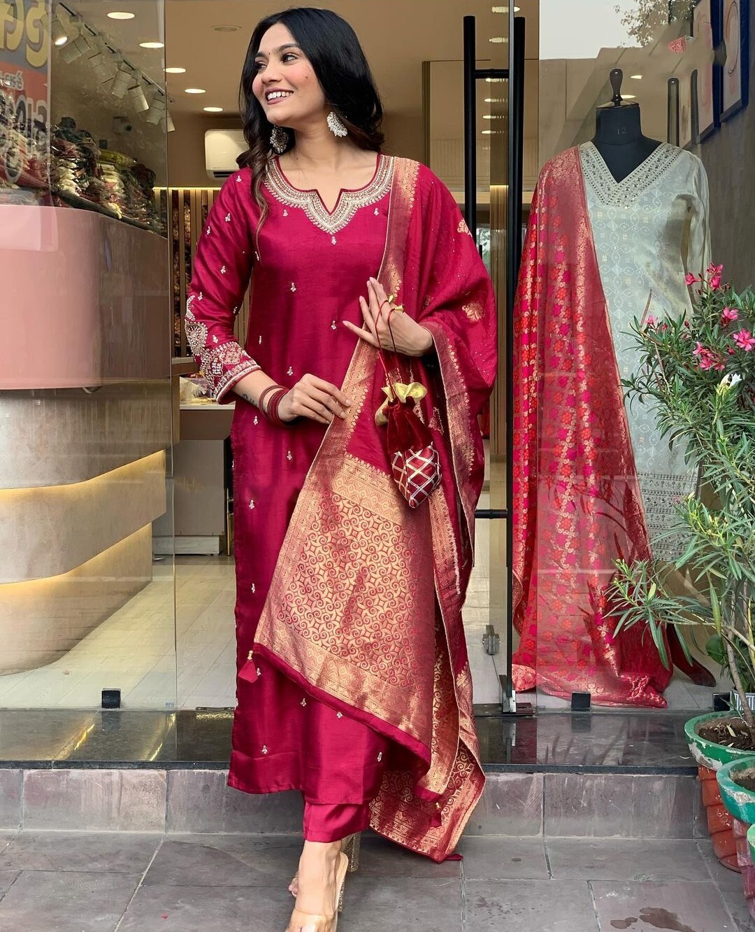 Women’s CHANDERI SILK Embroidery Rani Kurta with Pant & Dupatta