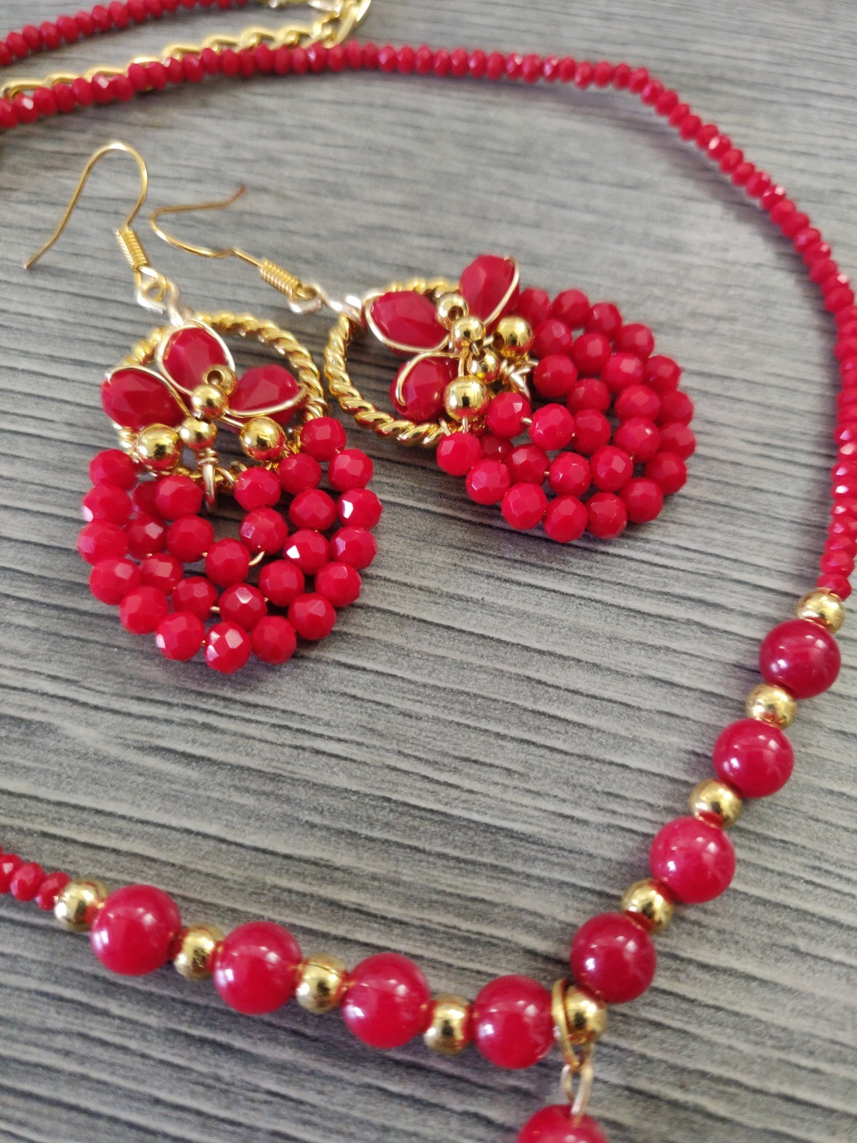 collar rojo de mujer ,aretes,Set ,mexicano, artesanal. hand Made.jewery