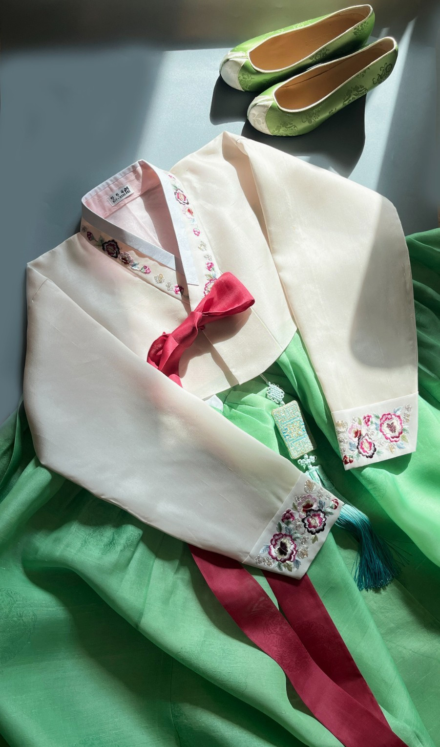 Korean Traditional Dress Silk Hanbok -Ivory & Apple green/ Petticoat & Norigae