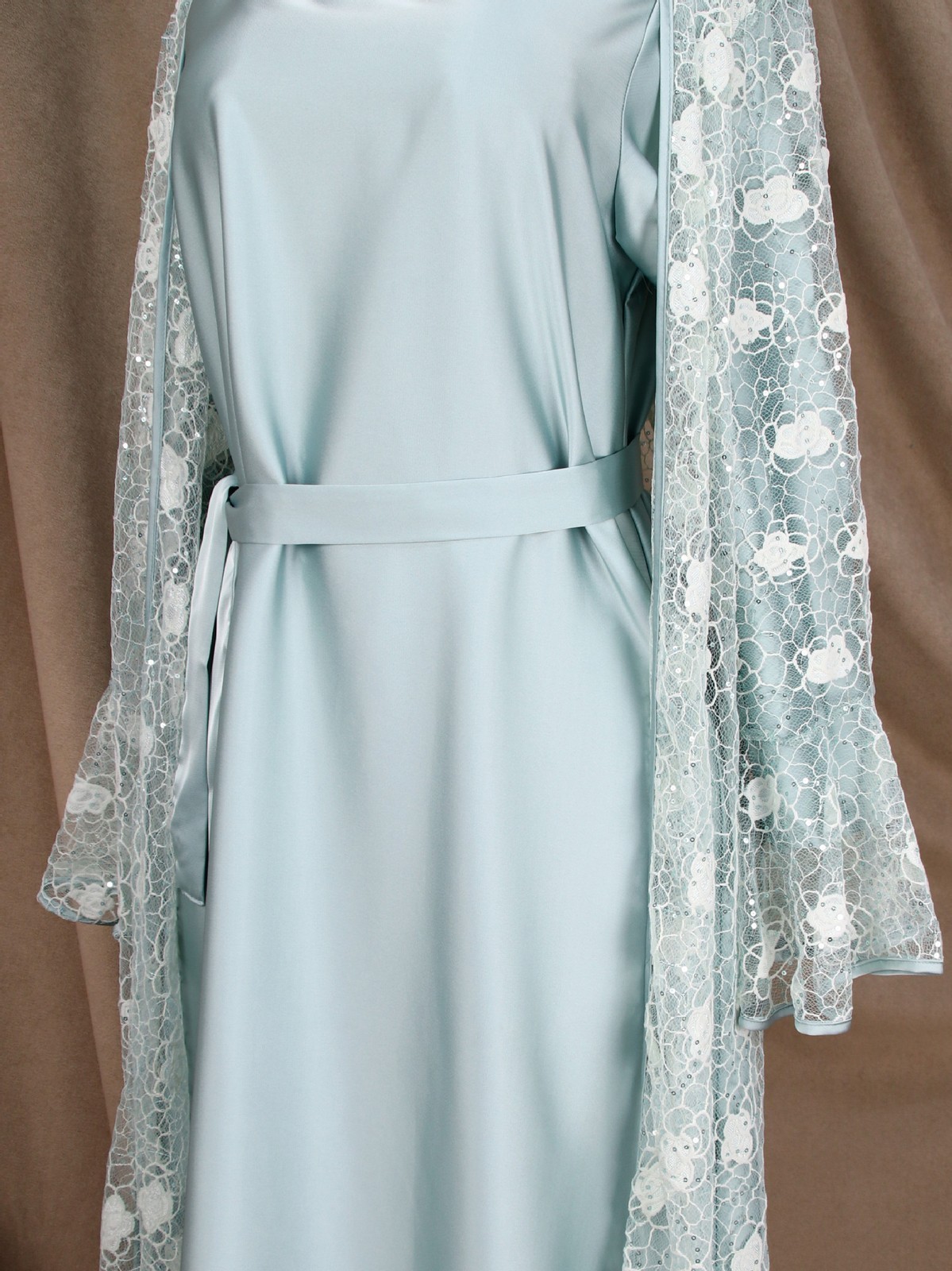 Muslim Women 2Pcs Lace Sequin Flared Sleeves Elegant and Dignified Banquet Robe