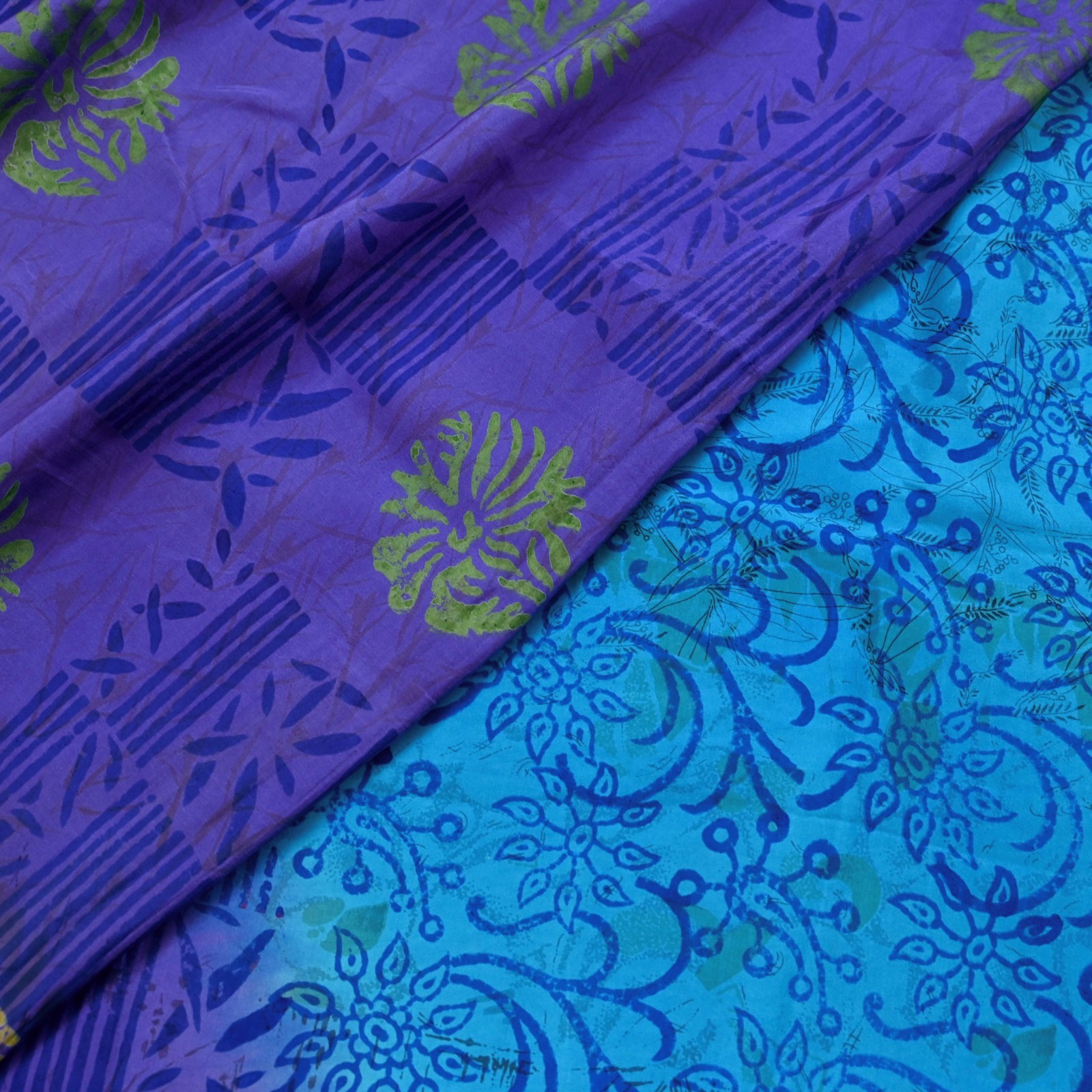 Vintage Sari Purple & Blue Pure Silk Printed Saree 6yd Sewing Craft Fabric Soft