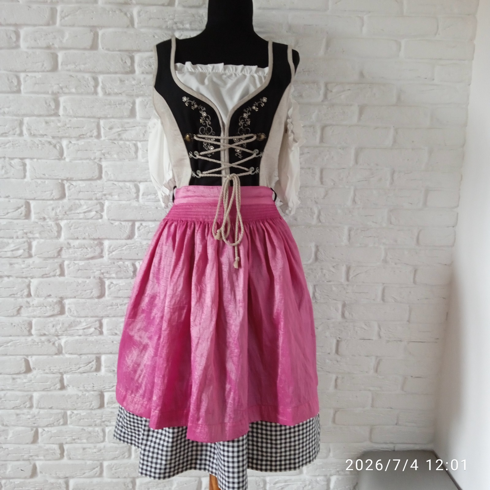 Vintage Rare Stockerpoint Dirndl Oktoberfest Dress Size EU 38 and white blouse