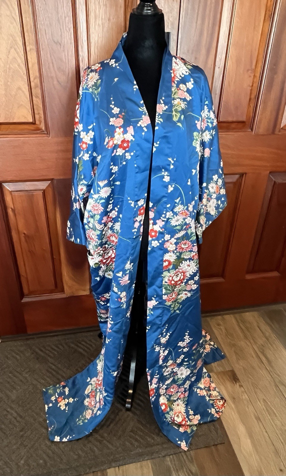 Vintage Japanese Kimono Maxi Robe Duster Blue Floral Cherry Blossom Print Pocket