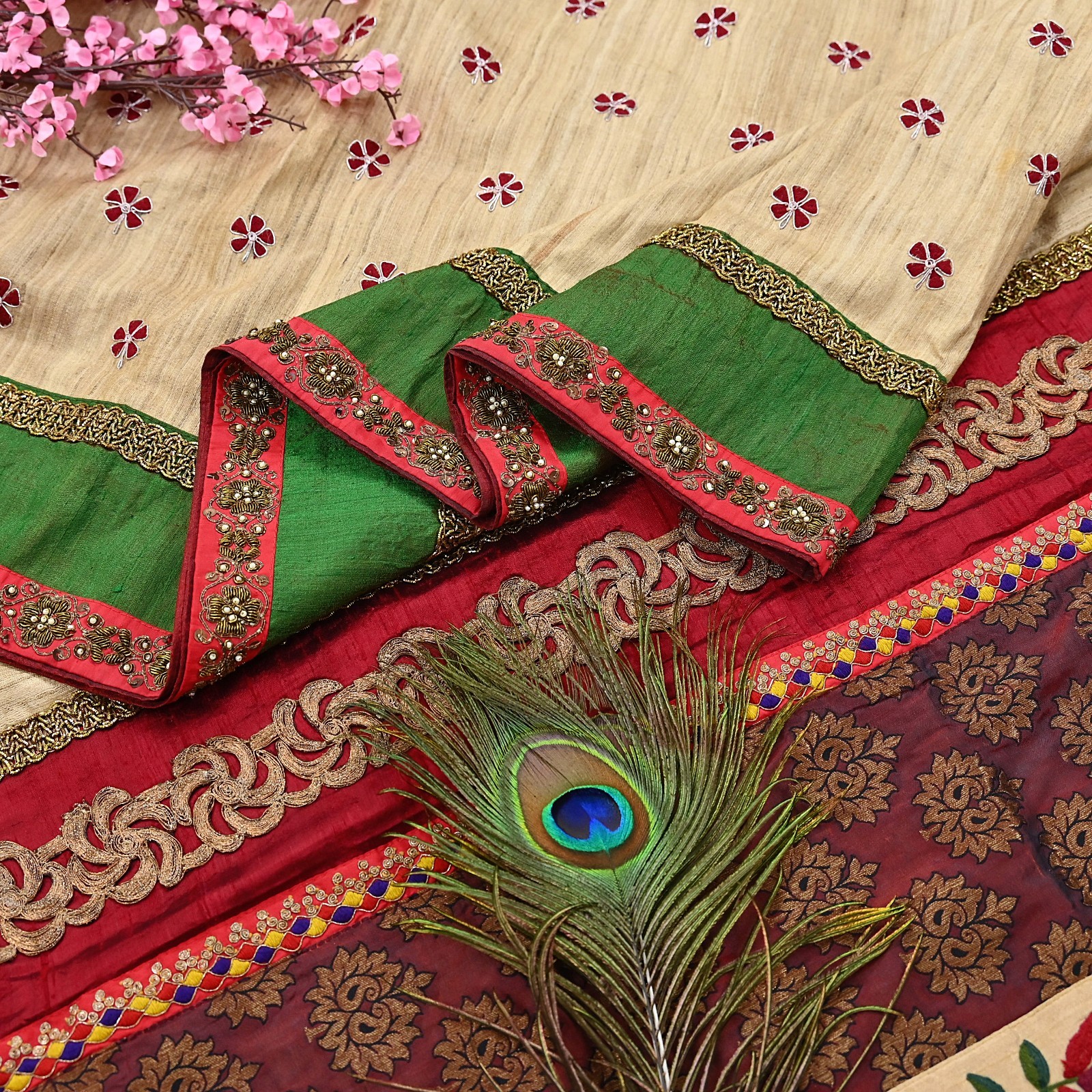 Pre-owned Pure Khadi Silk Hand Embroidered Banarasi Sabyasachi Designer Saree
