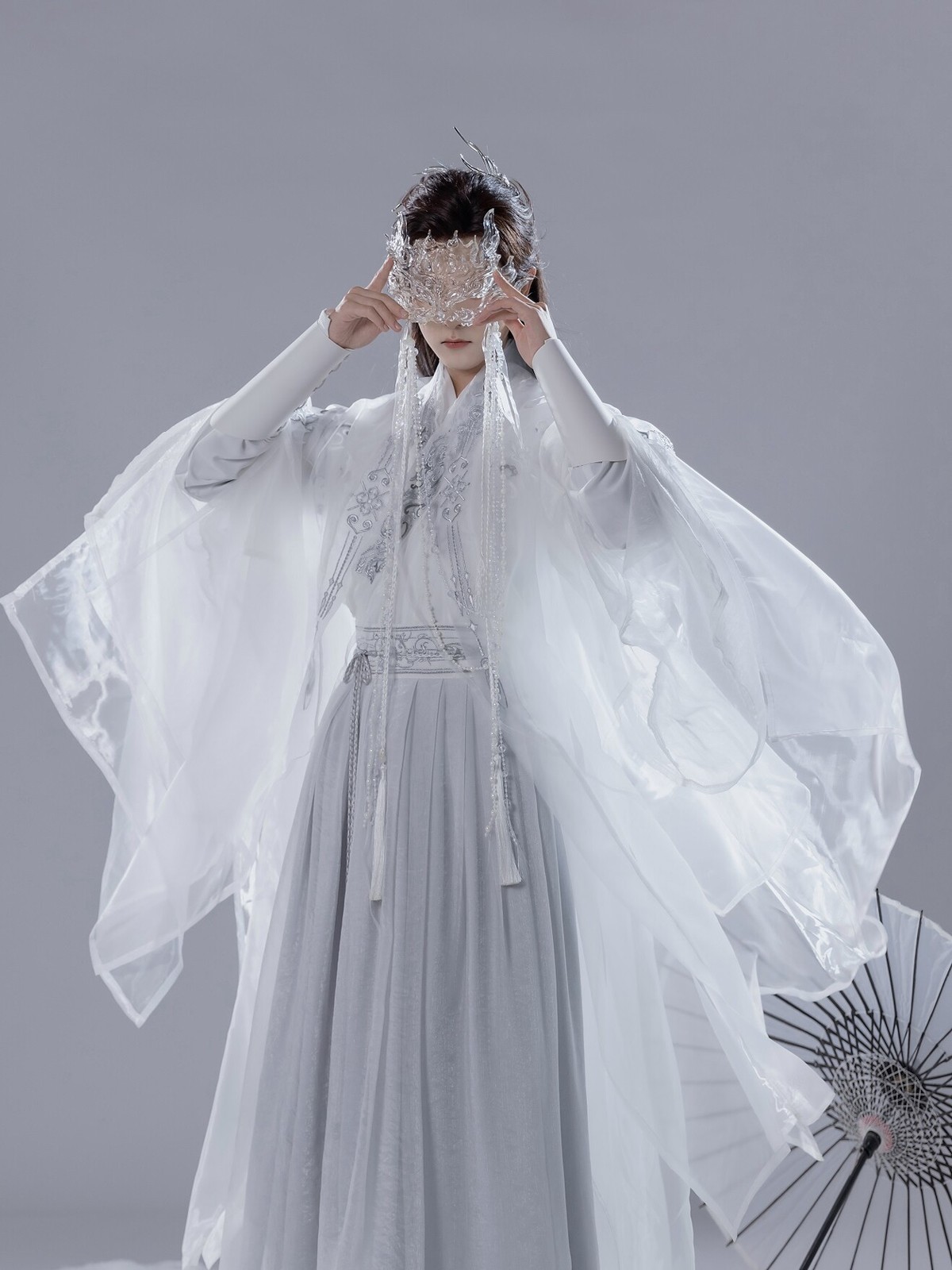 [Fuso] White men women same spring summer embroidery suit original Wei Jinfeng