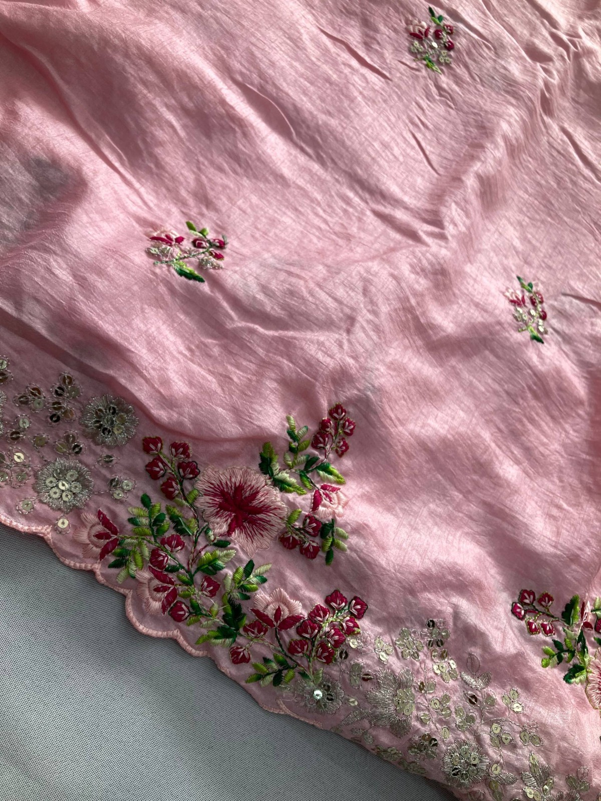 All-over embroidery with floral butti detailing, Cutwork Border