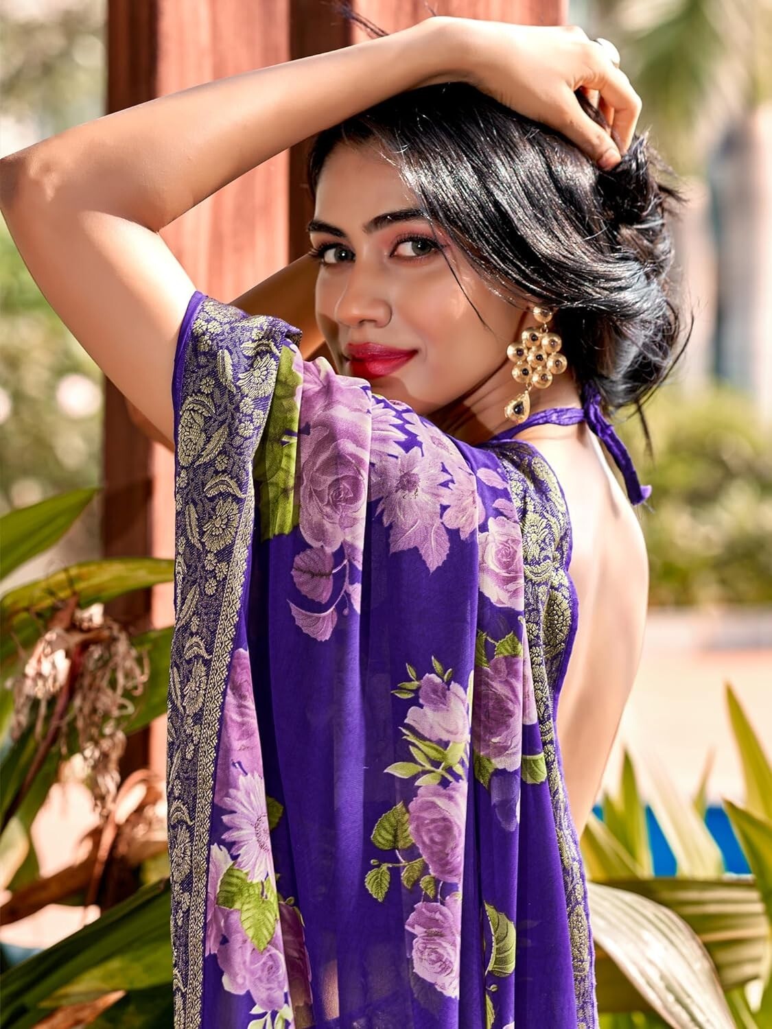 Women’s Floral Georgette Lace Border Saree With Unstitched Blouse Piece