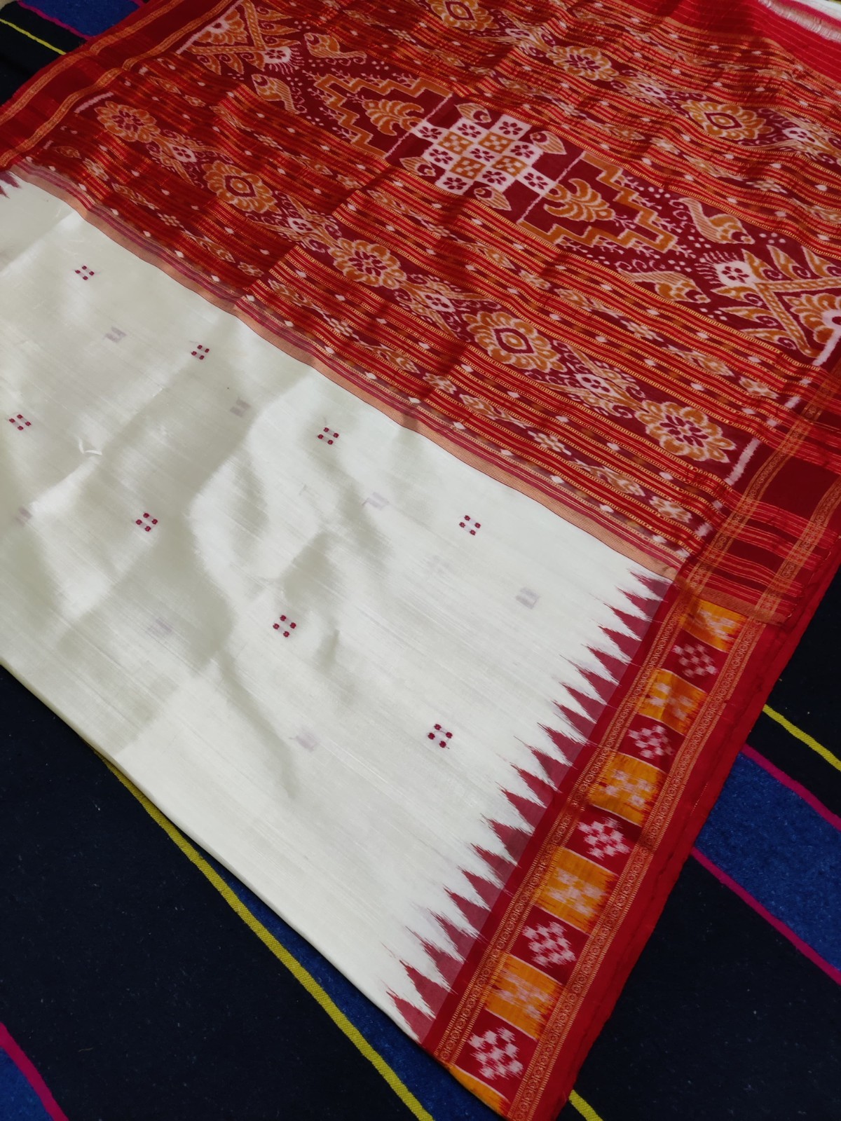 white and red Odisha Sambalpuri Ikat Pure Silk Saree