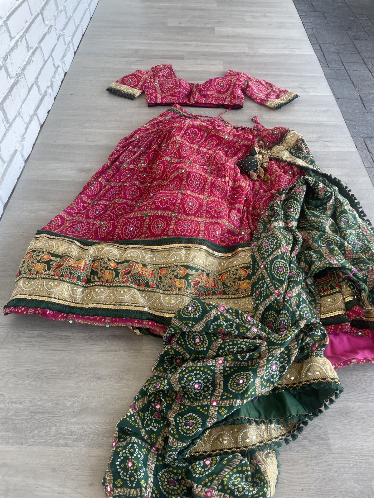 Two Piece Handmade Indian Sari Dress Pink Green Gold Woman’s Size M KG JD