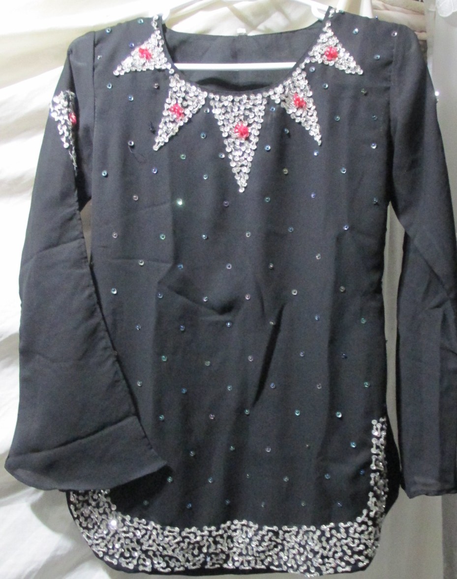 beautiful hand full sequin embroidery top/kurta yoga tunic size S 34