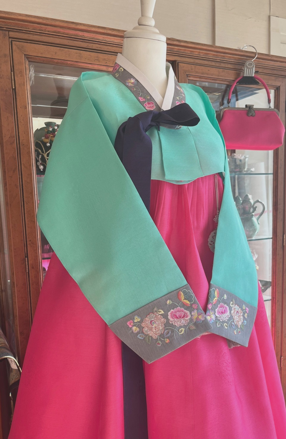 Korean Traditional Dress Silk Hanbok Set-Mint & Pink / Petticoat & Hanbok Bag