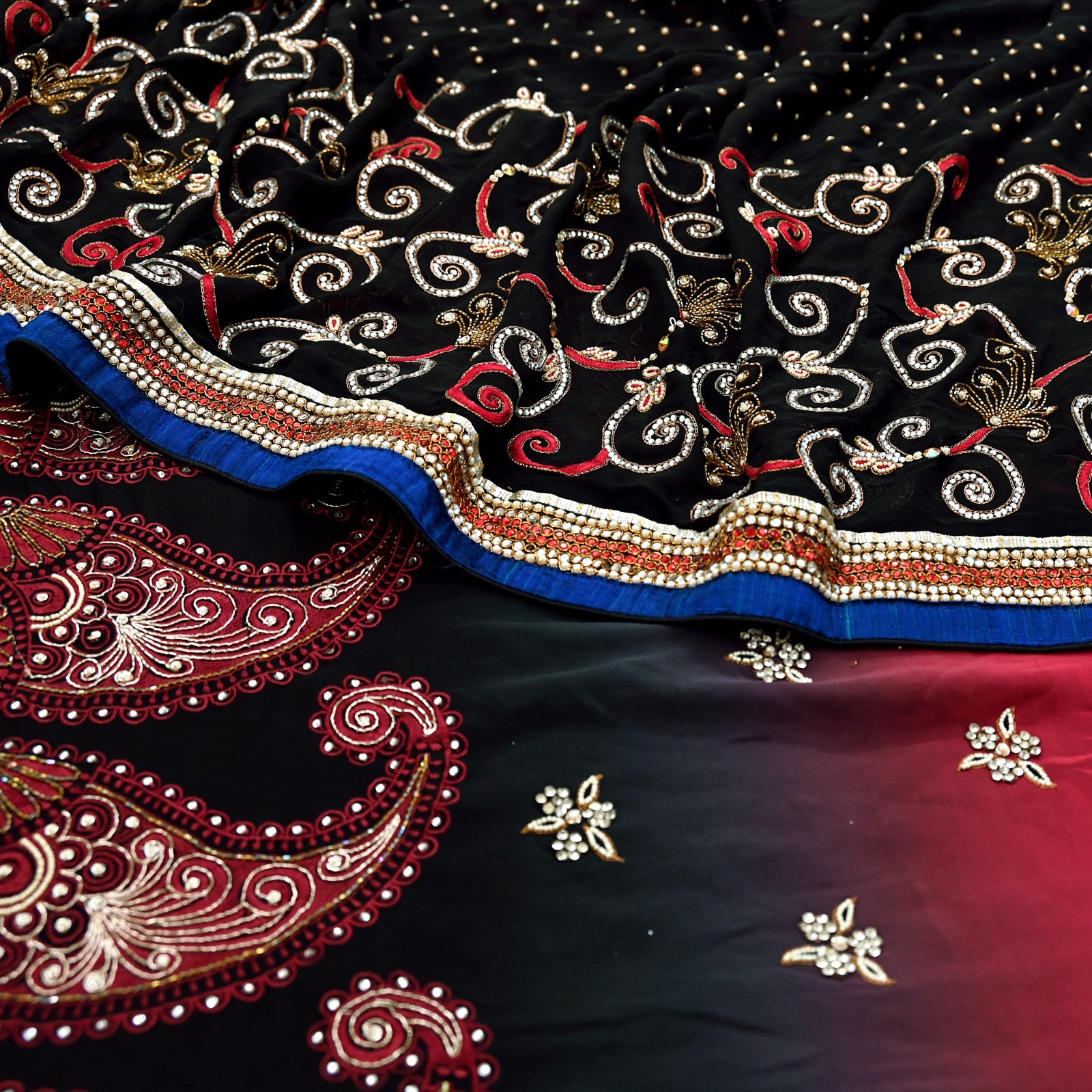 Pre-owned Sari Red & Black Pure Georgette Silk Hand Embroidered Designer Sarees