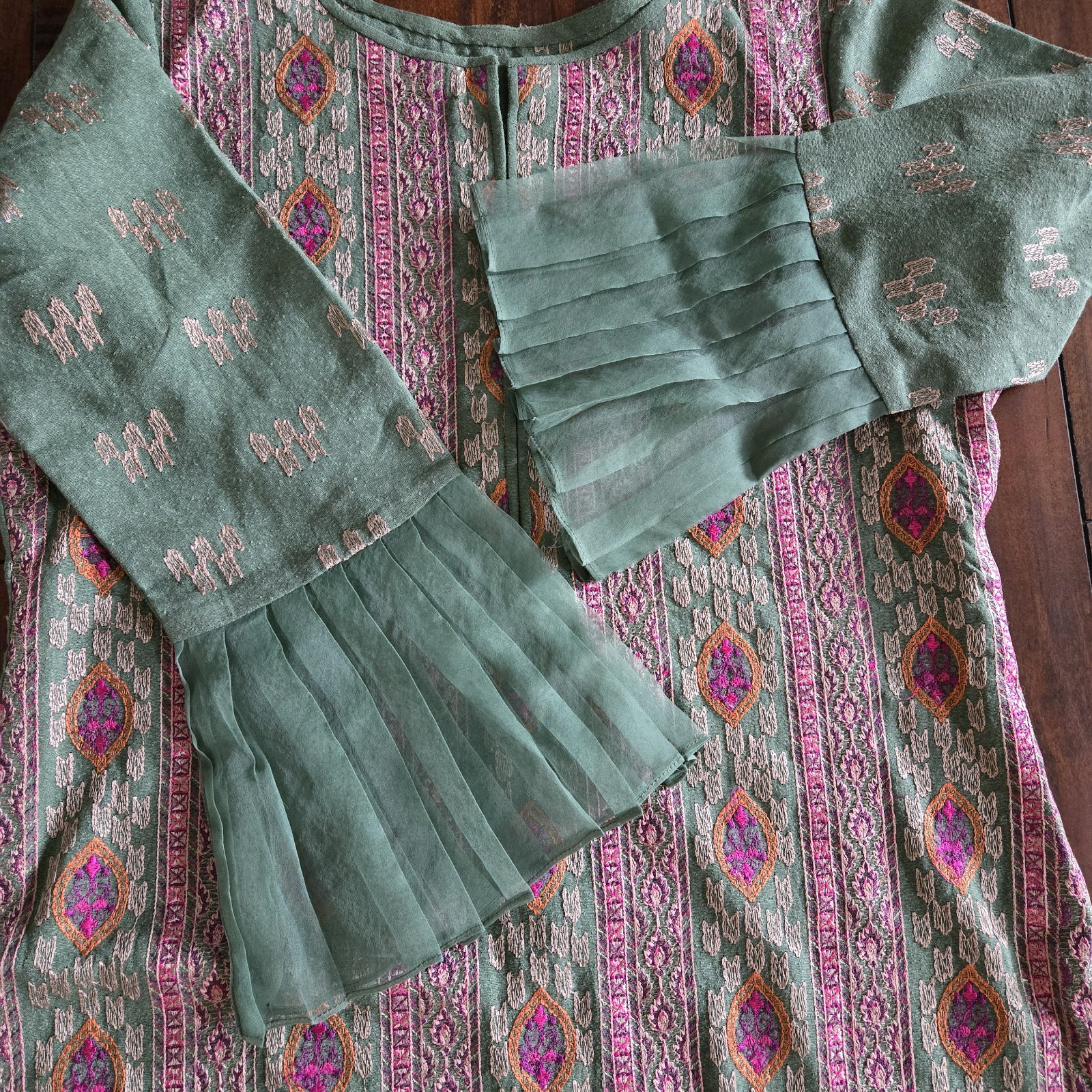 Embroidered Salwar Kameez Dupatta Long Scarf 100% Cotton Green Party Wear Dress