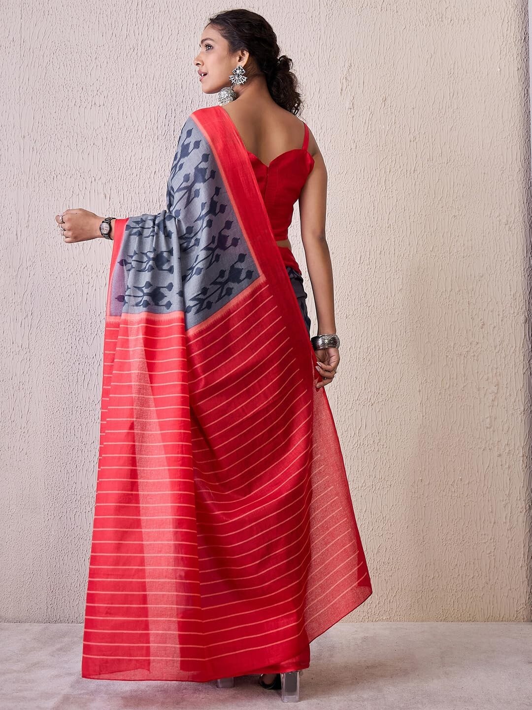Women’s Cotton Blend Bandhani Printed Saree With Unstitched Blouse Piece