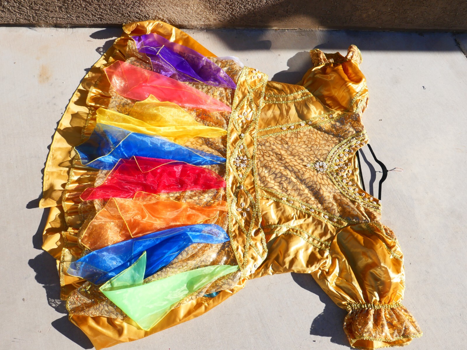 Super Plus Size 88 inch Waist -Yellow 2 Piece African Queen Dress with Seashells