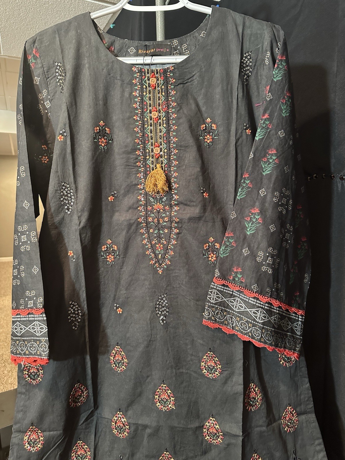 Riwayat Brand Embroidered Lawn / Cotton Shirt / Kurti – 1 Pc – Medium Only -$22