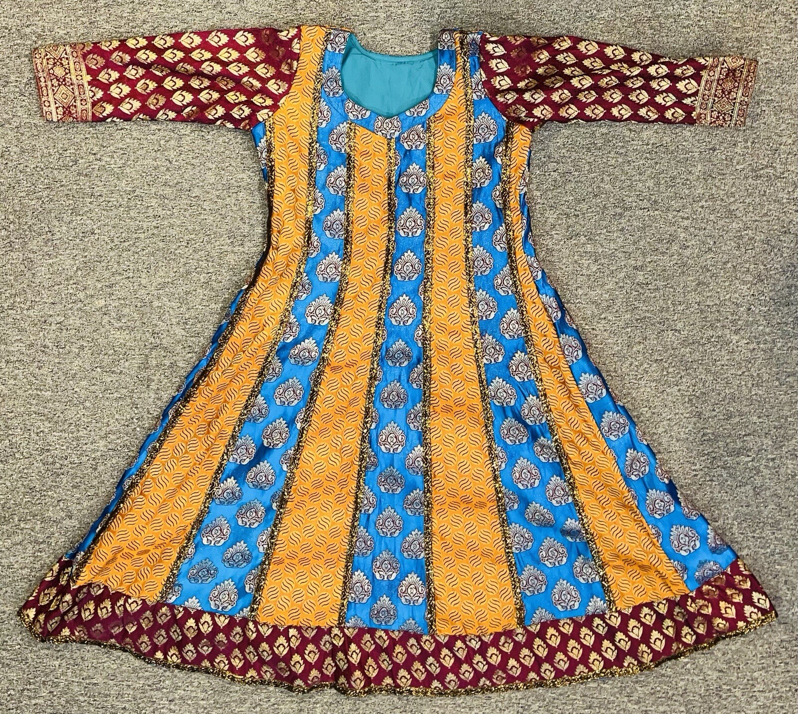 Punjabi Women/Salwar Kameez Handmade Traditional Outfit *Read Description*