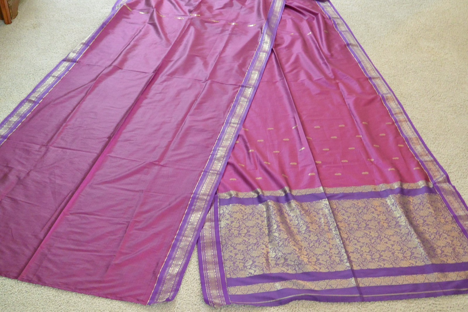 Purple gold Saree polyester blend 6 yards 13″ x 44″ hemmed