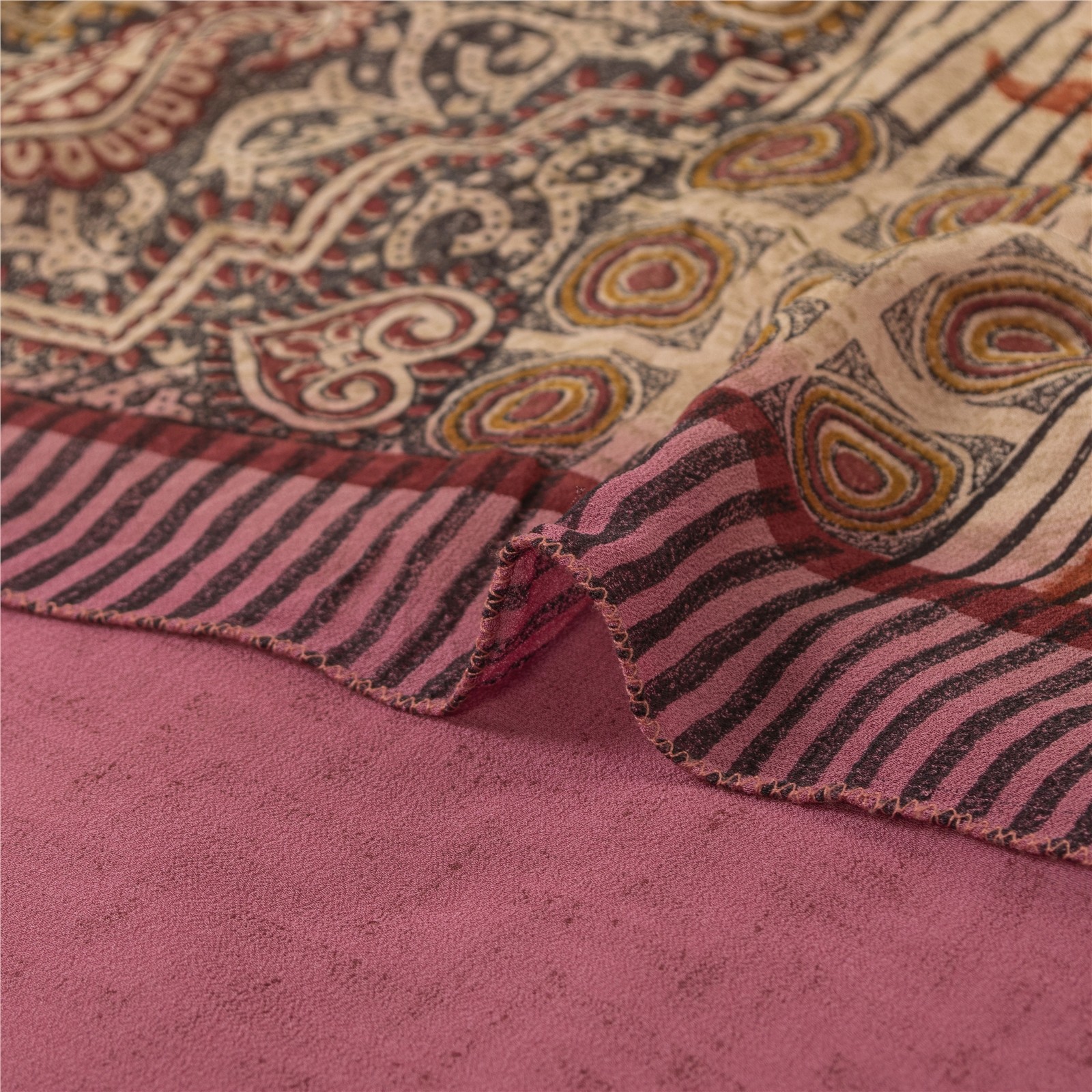 Sanskriti Vintage Sarees Pink Pure Georgette Geometric & Floral Printed 5Yd Sari