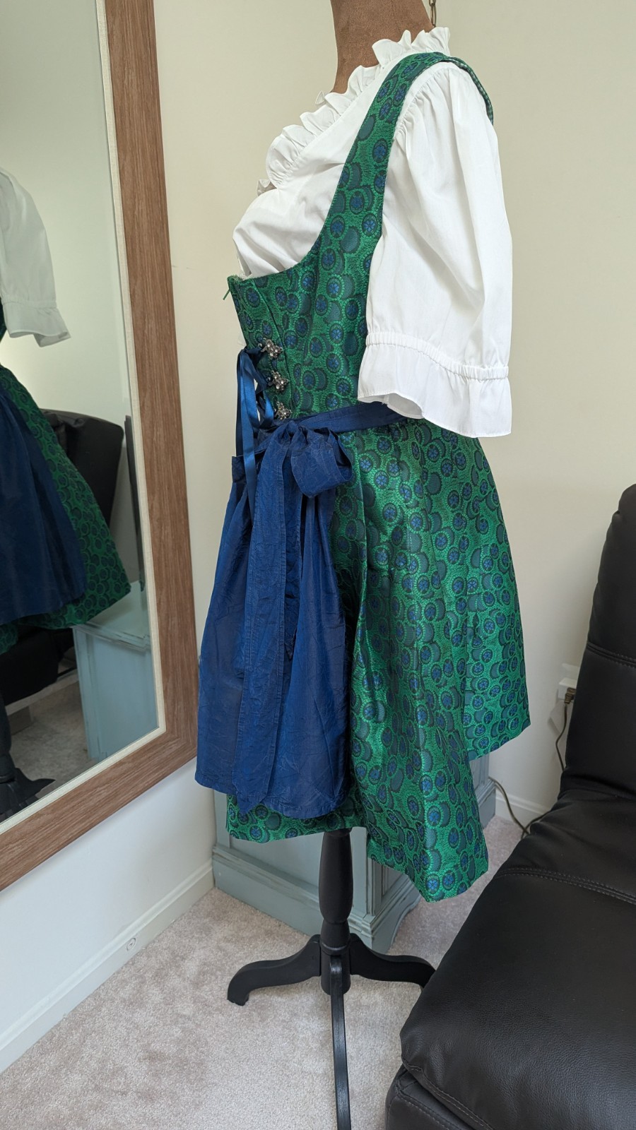 Landhaus Women’s Dirndl Dress w/ Apron & White Blouse, Blue/Green, 14US