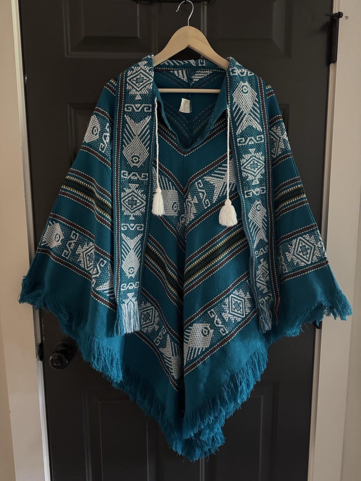 Artesanias Inca fringed poncho turquoise Blue embroidered fish tassels One Size