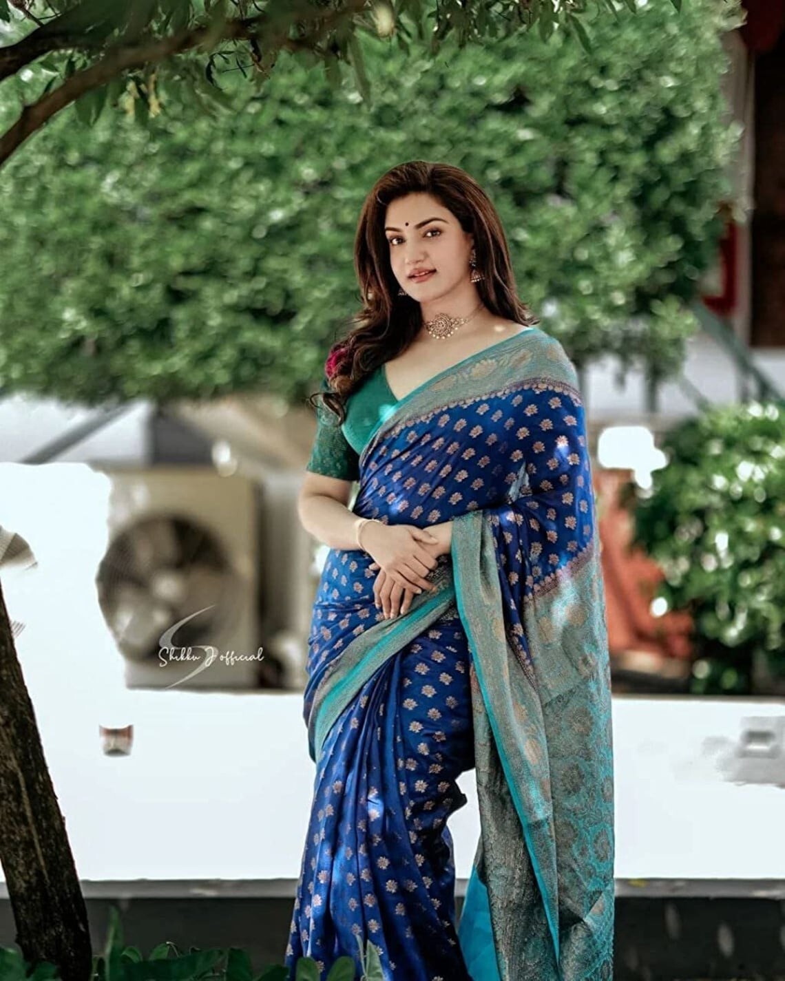 Women’s Kanjivaram Soft Silk Banarasi Sarees With Blouse Piece (Blue)