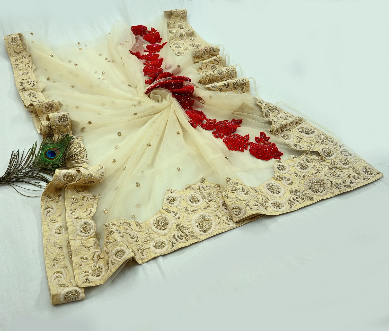 Indian Pre-Owned Heavy Sari Ivory Net Hand Embroidered Designer Abu jani Sarees