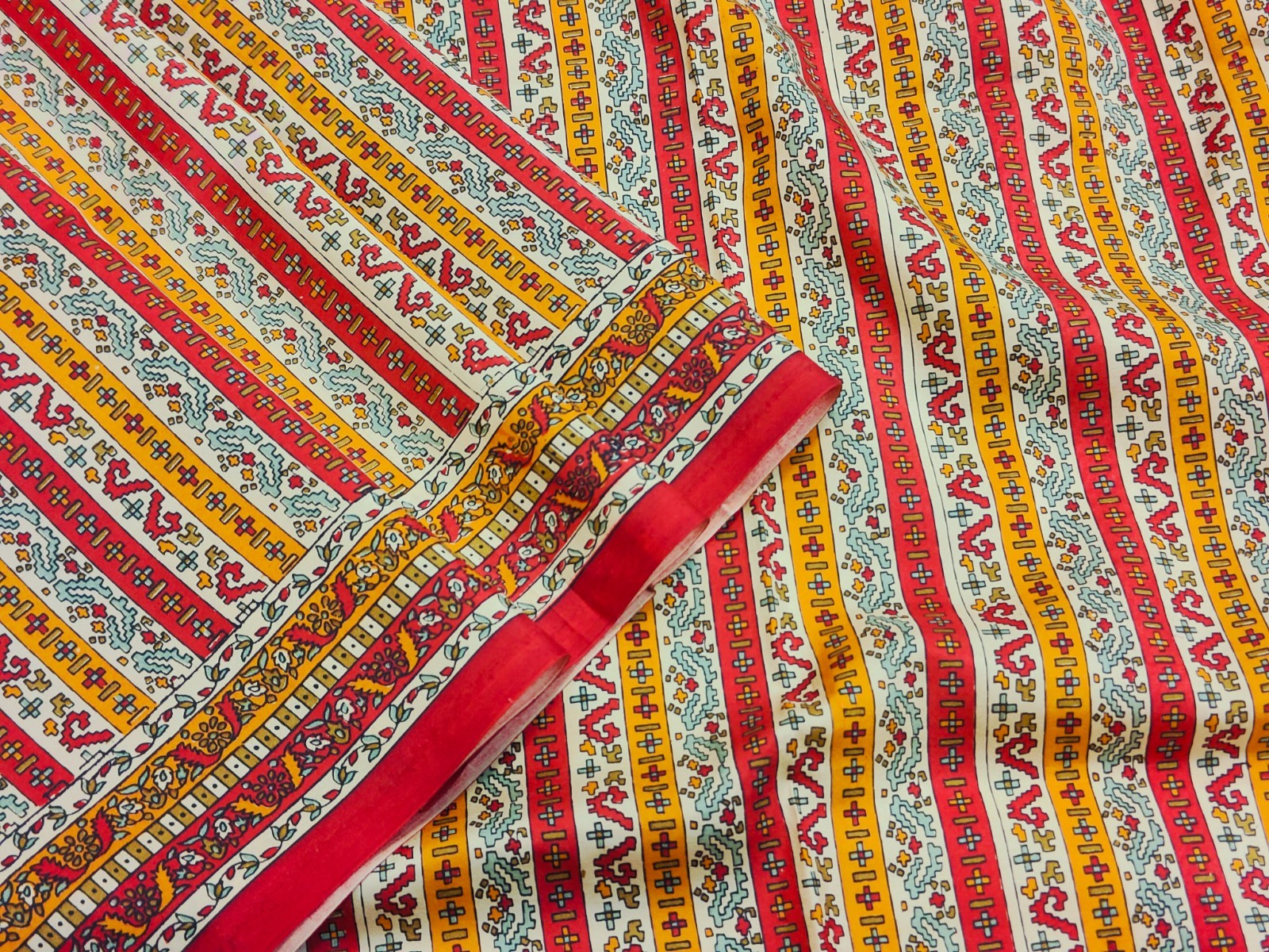Vintage Sari 6Mtr Pure Silk Printed Saree Indian Fabric For Crafting Quilting