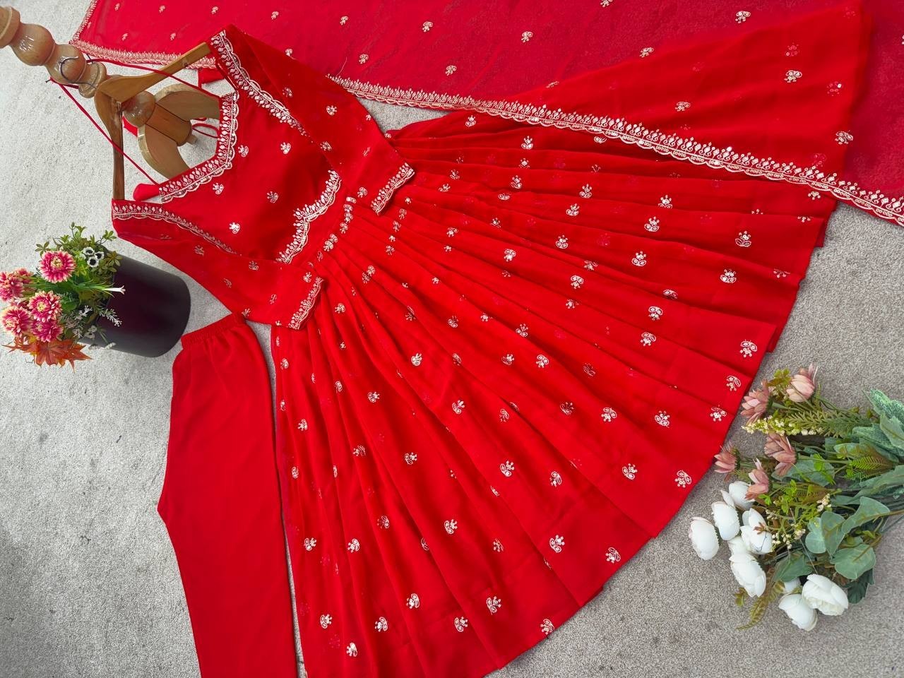 Fashionable Heavy Faux Georgette Gown Bottom With Red Dupatta For Women Wear