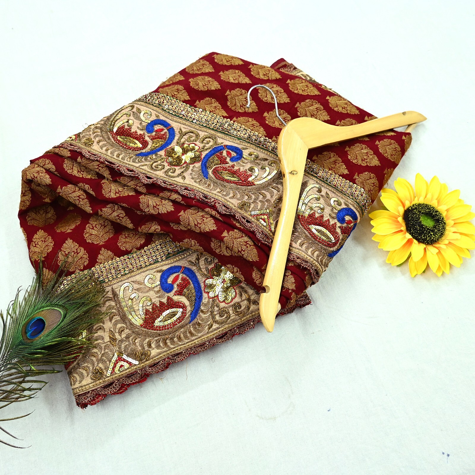Pre-Owned Sari Georgette Silk Hand Embroidered Designer Manish Malhotra Sarees