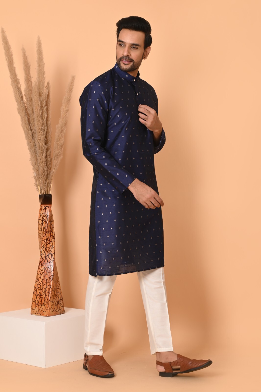 sherwani sherwani Men’s Luxury | latest elegant Sherwani with handwork for India