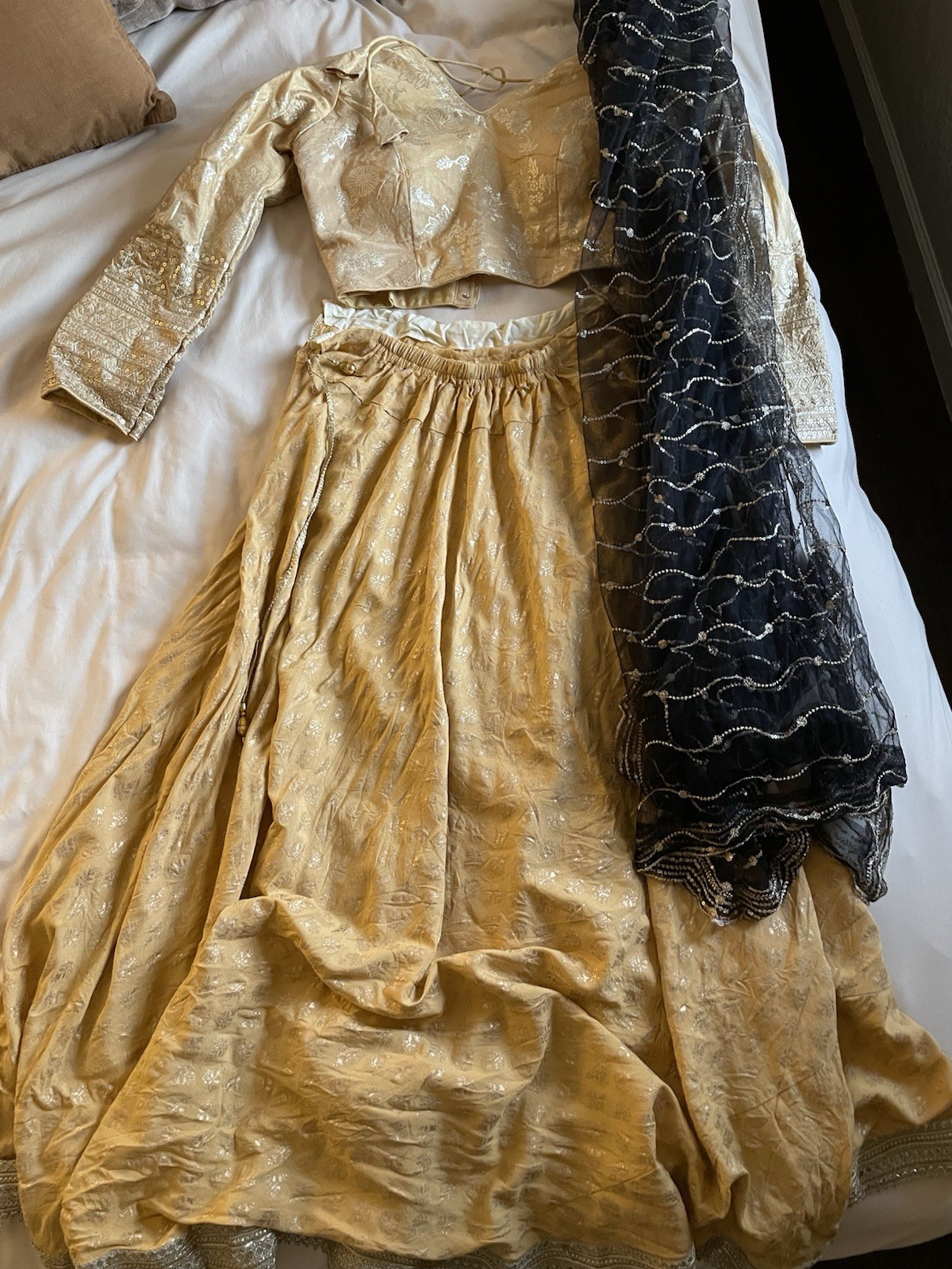 Yellow/Gold Brocade Choli Blouse 3pc Set Skirt Black Dupatta Women