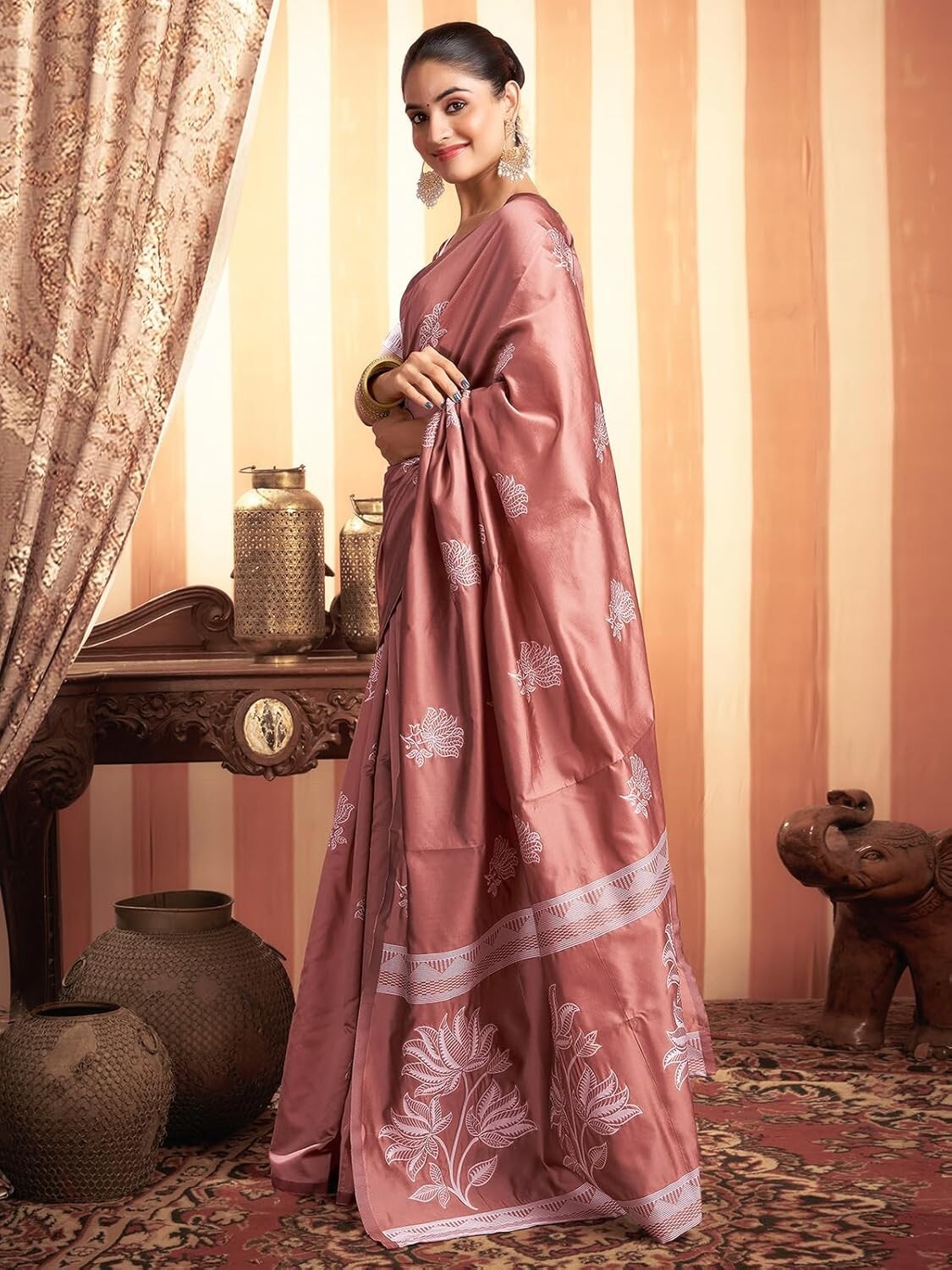 Women’s Silk Blend Banarasi Jacquard Saree with Unstitched Blouse Piece