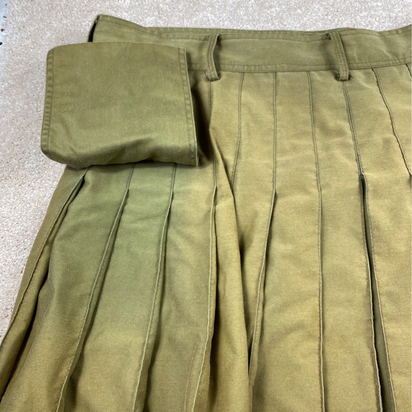 Modern Kilts Mens Utility Kilt Olive Green Cargo Pockets Size 48 Tactical Work