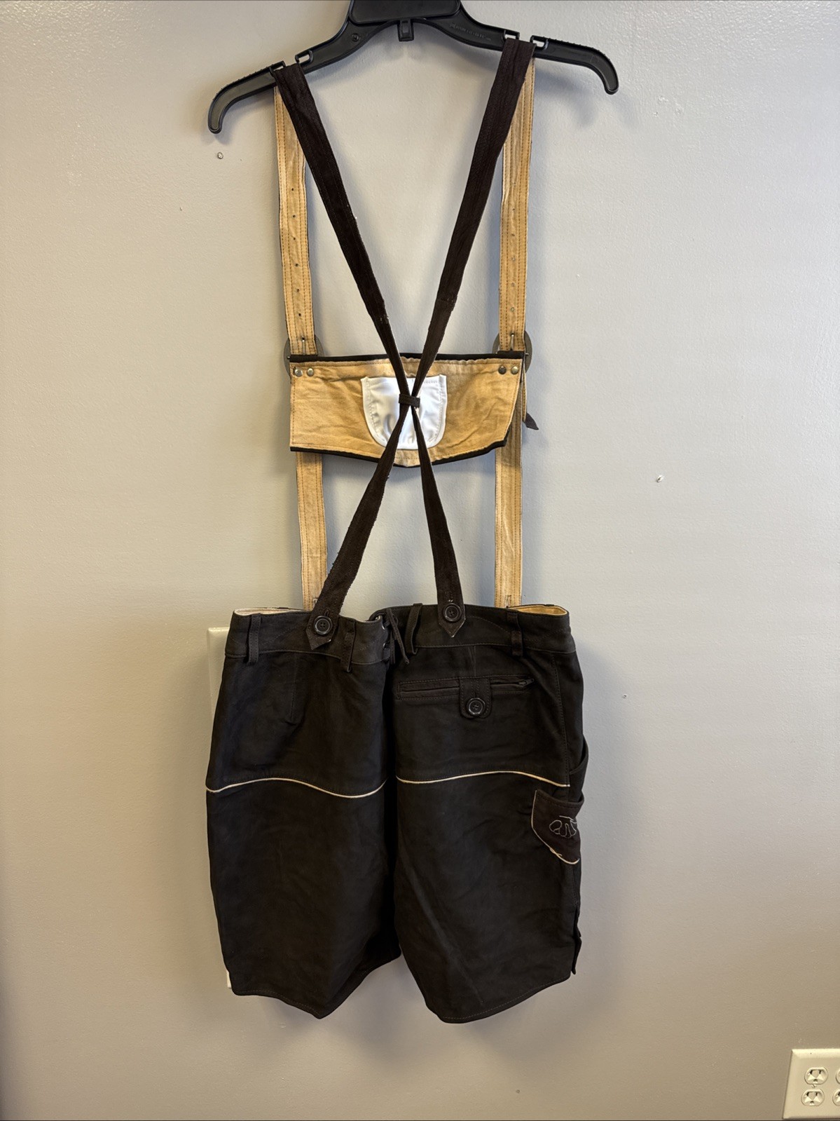 NWT Chubbies Mens Large Lederhosen Brown Suede Lamb Leather German Oktoberfest