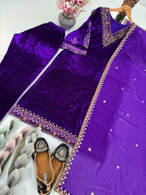 Heavy Viscose Velvet Purple Salwar Kameez With Dupatta For Party Wear