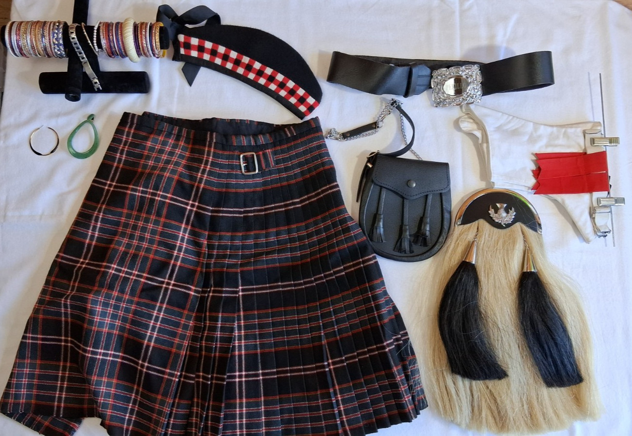 Donna Willy Tartan Kilt & Robert Mackie Glengarry Hat Scottish Dress Outfit Set