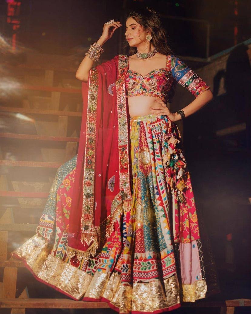 LEHENGA CHOLI INDIAN BOLLYWOOD WEDDING PARTY PAKISTANI WEAR READYMADE