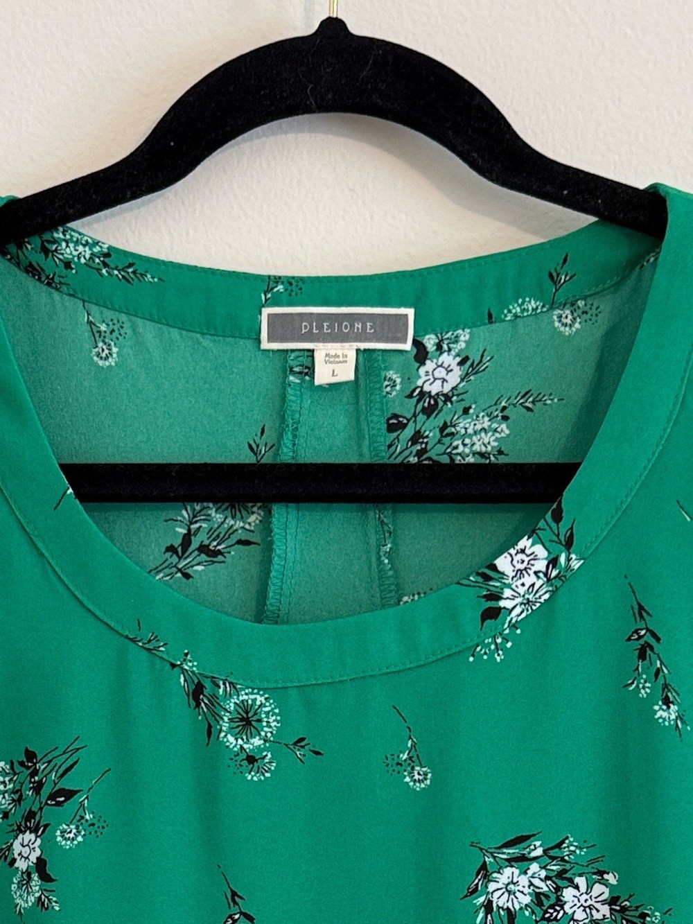 Pleione Emerald Green Floral Cap-Sleeve Blouse // L