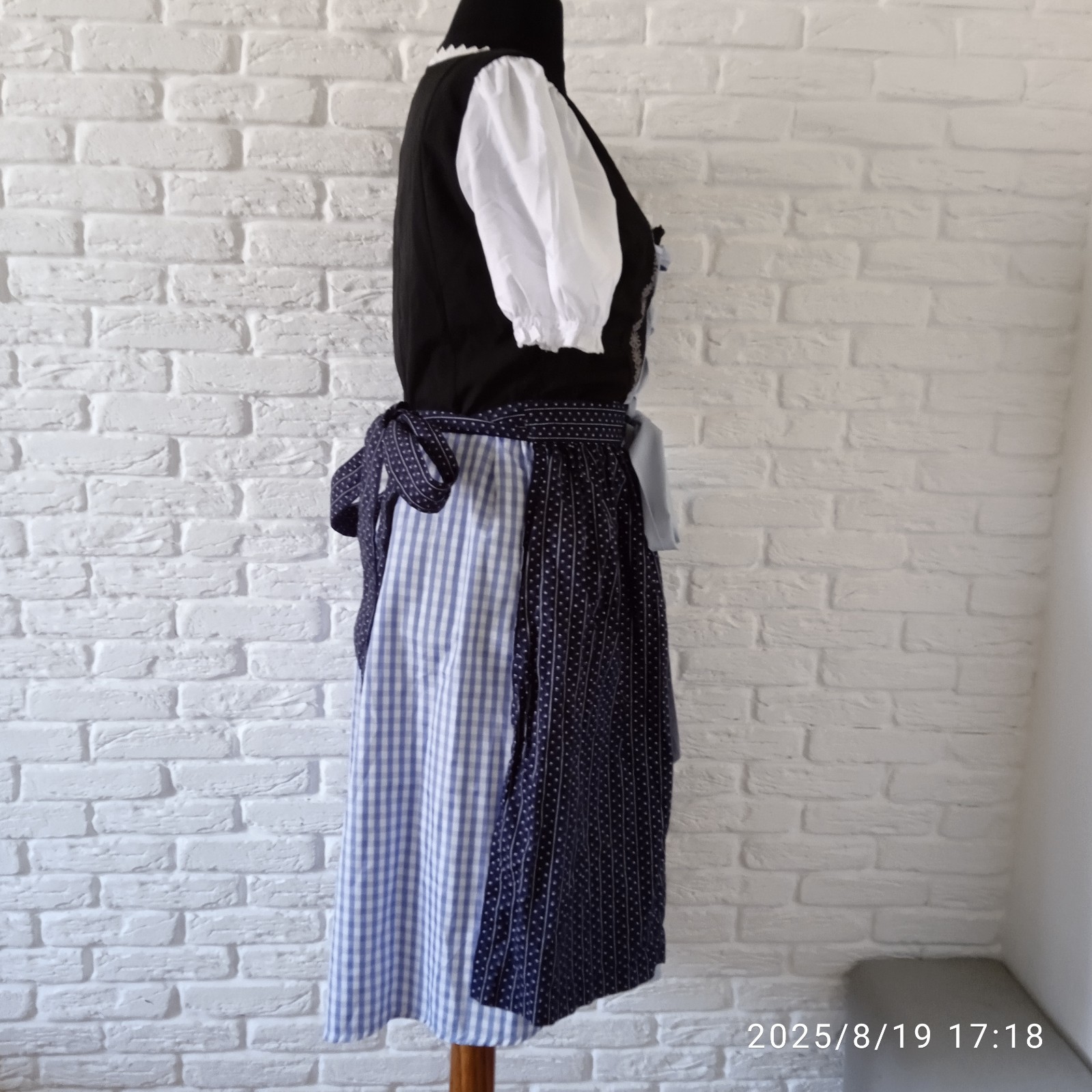 TYROL OKTOBERFEST DIRNDL WOMENS ONE PIECE MULTI-COLORED CHECKED DRESS SIZE L