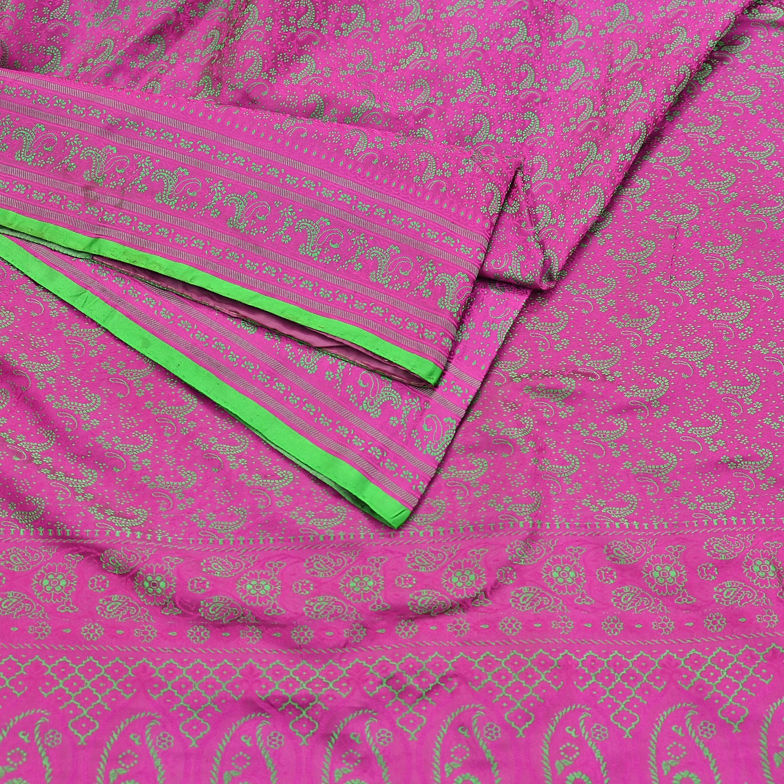 Vintage Purple & Green Banarasi Silk Saree Pure Satin Silk Handwoven Tanchoi 5yd