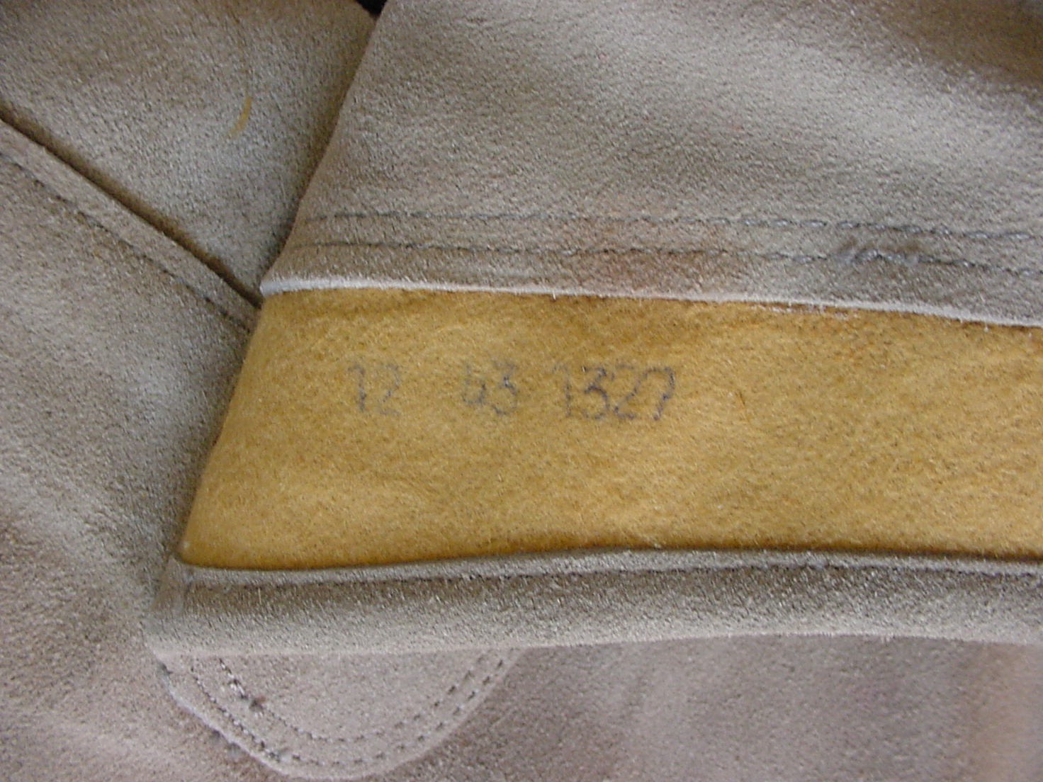 German Lederhosen Oktoberfest Mens Suede Light Grey US waist 28-30 EU size 43