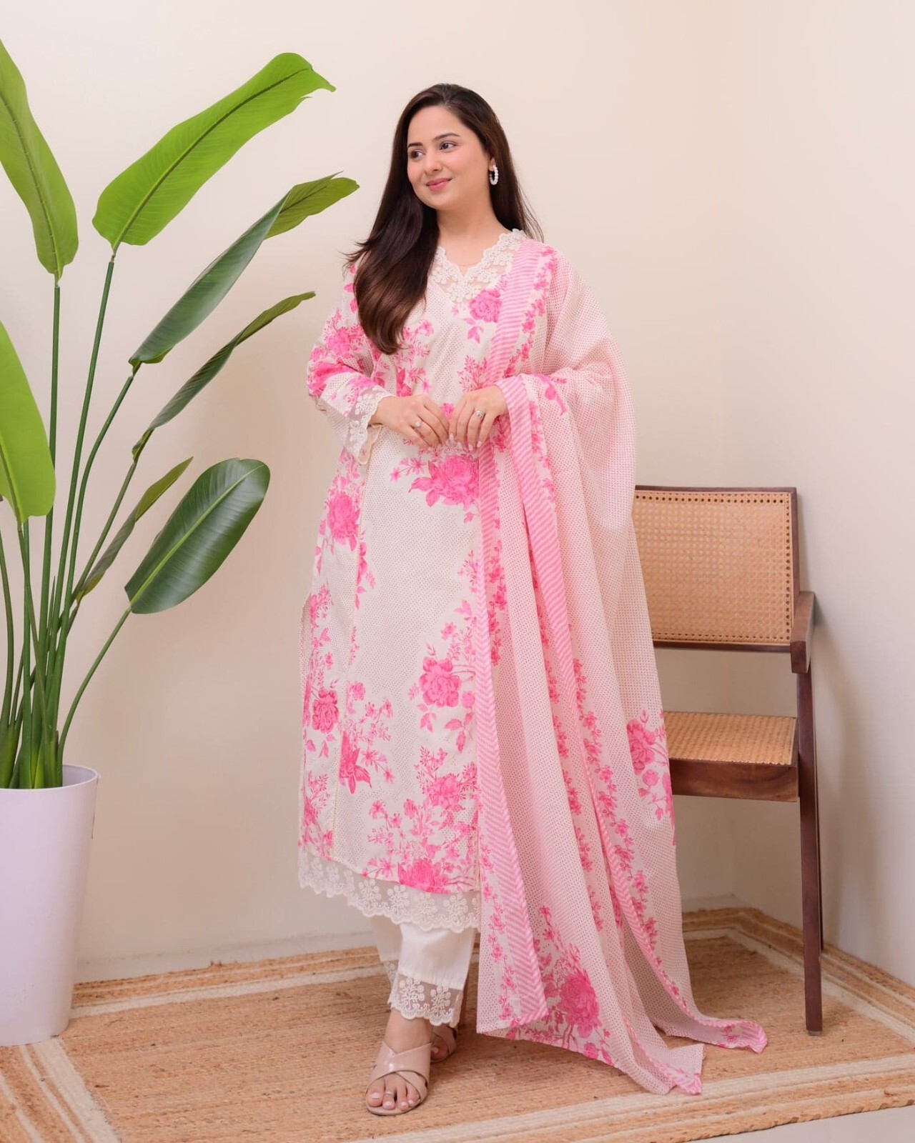 Pink Printed Kurta Pant With Dupatta Set Festival/Wedding Wear Salwar Kameez Set