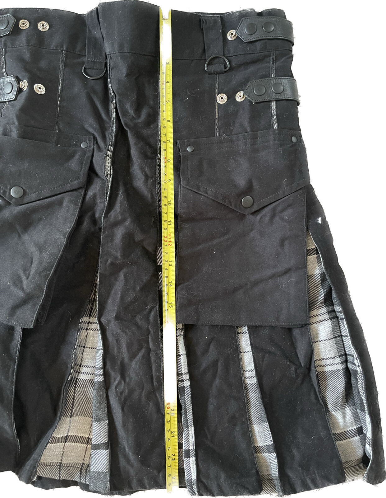 Kommando Scottish Highland Utility Black Gray White Kilt Size 32