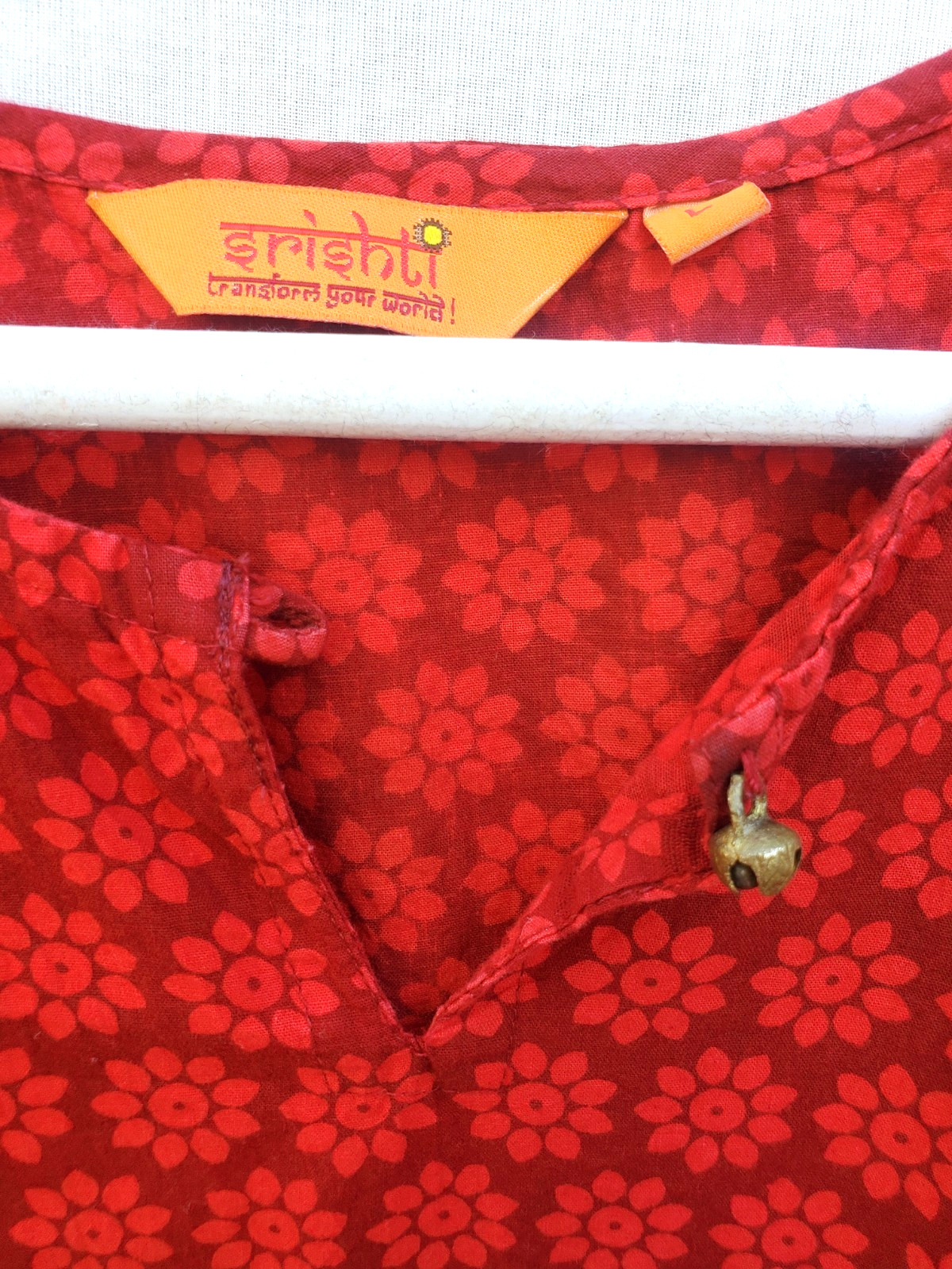 SRISHTI 100% Cotton Printed Kurta Large red floral pattern 3/4 sleeve
