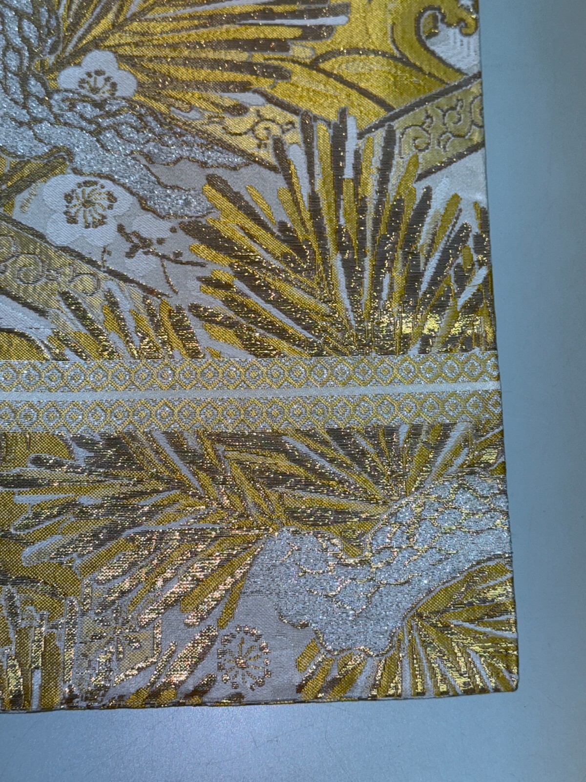 Japanese Vintage Kimono Maru Obi silk Gold Embroidery Reversible 153.5×11.8in