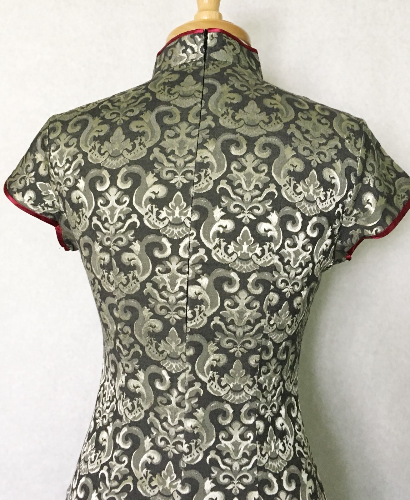 Short Sleeve Chinese Cheongsam Qipao Summer Dress Black with Gold Flower